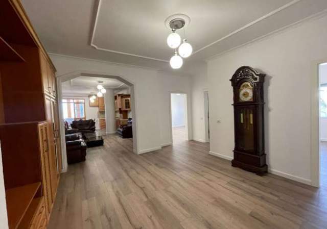 Tirane, shes apartament 2+1+BLK Kati 8, 117 m² 125.000 Euro