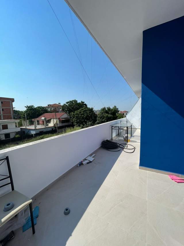 Tirane, jepet me qera apartament 2+1+BLK Kati 1, 100 m² 30.000 Leke (Domekracia)