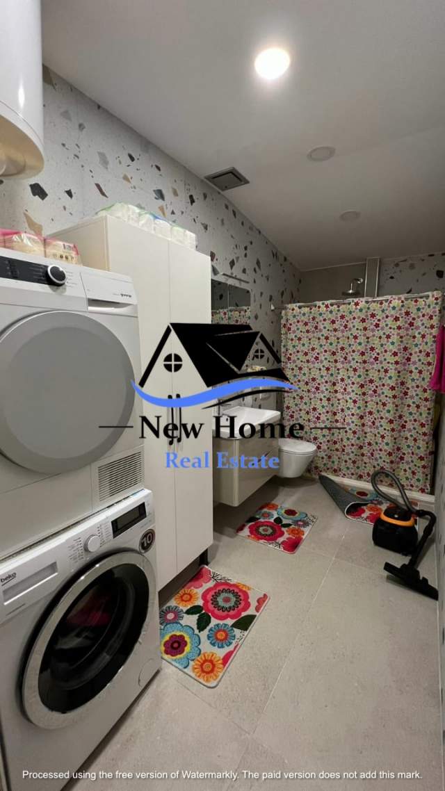 Lezhe, shitet apartament me pamje nga deti 5+1+BLK Kati 7, 237 m²  (KOMPLEKSI ADRIATIK NE SHENGJIN)