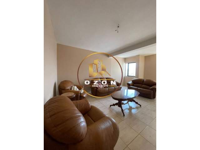 Tirane, jepet me qera apartament 3+1+A+BLK Kati 12, 160 m² 500 Euro (STACIONI I TRENIT)