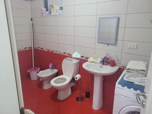 Tirane, shitet apartament 2+1+A+BLK Kati 2, 97 m² 120.000 Euro KMY-YZBERISHT (Rruga Tre Deshmoret)