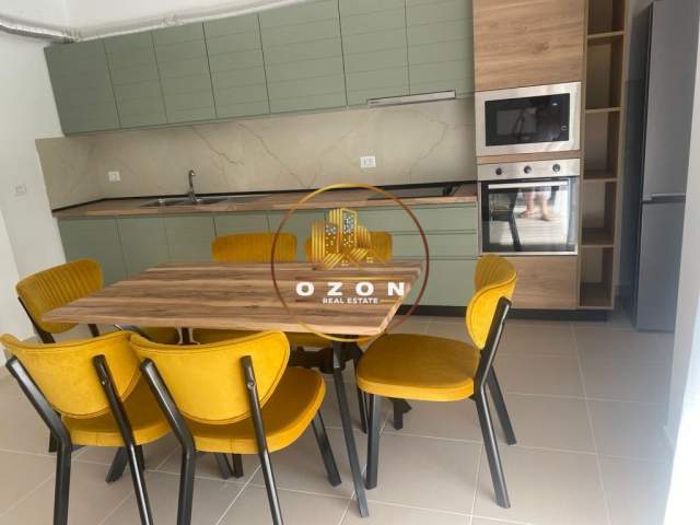 Tirane, jepet me qera apartament 3+1+A+BLK Kati 4, 125 m² 800 Euro (KODRA E DIELLIT 1)