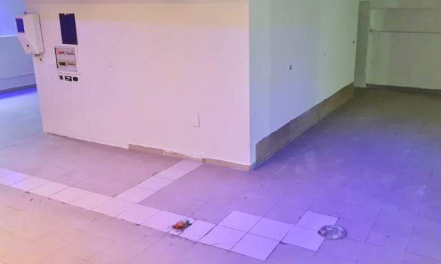 Tirane, shes ambjent biznesi Kati -1, 177 m² 175.000 Euro (Rr. Viktor Eftimiu ( Vasil Shanto - KESH ))