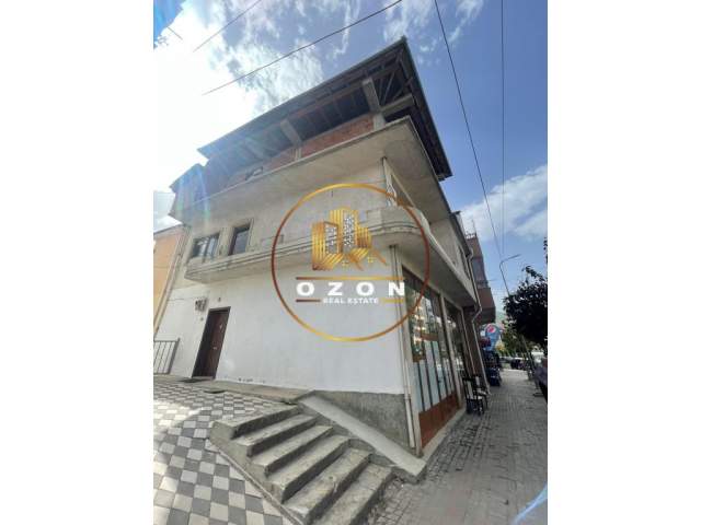 Pogradec, shitet shtepi 3 Katshe Kati 3, 350 m² 236.000 Euro (POGRADEC)