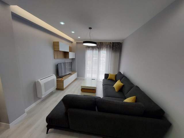 Tirane, jap me qera apartament 2+1+BLK Kati 7, 108 m² 750 Euro (Ambasada Amerikane)