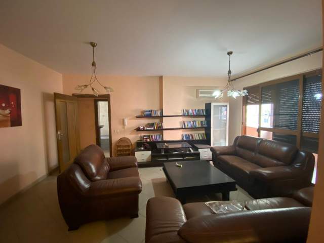 Tirane, shes apartament 2+1+A+BLK Kati 4, 101 m² 135.000 Euro (Rruga e Kavajes) Pas Globe