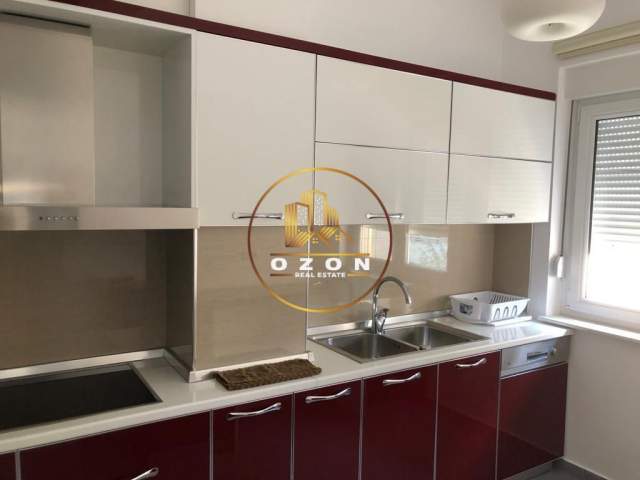 Tirane, jepet me qera apartament 3+1+A+BLK Kati 2, 169 m² 1.500 Euro (THE TOUCH OF SUN ,TEG)