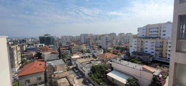 !!!  Dhene  !!!   Durres, jepet me qera apartament 2+1+BLK Kati 7, 100 m² 320 Euro (Tek Drejtoria e Policise, Durres)