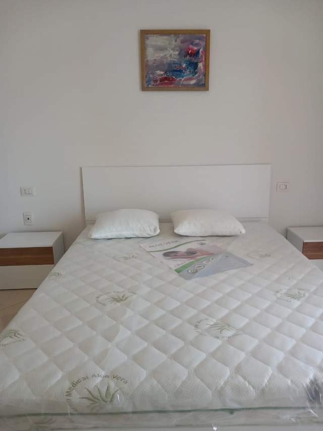 Tirane, jepet me qera 2+1+BLK Kati 6, 85 m² 400 Euro