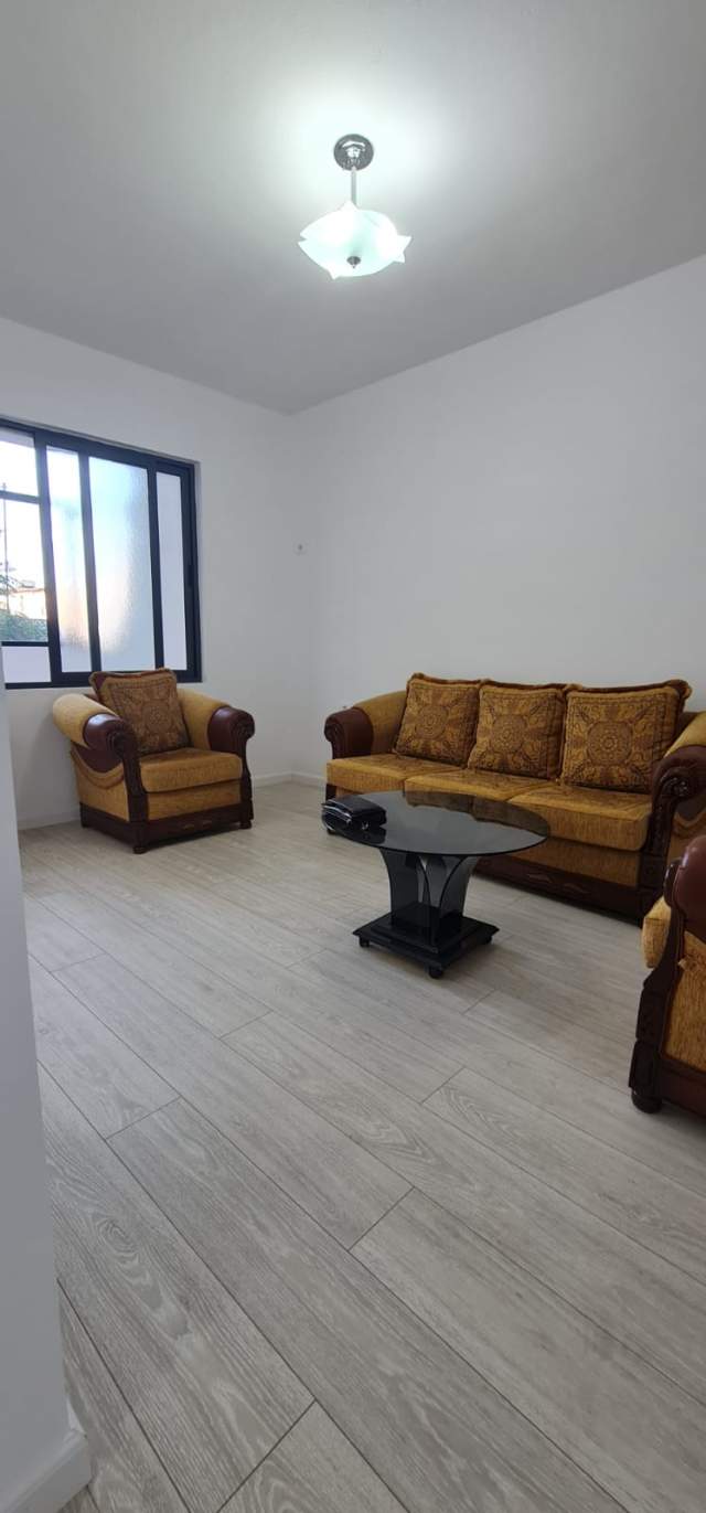 Tirane, shitet apartament 1+1 Kati 4, 61 m² 112.000 Euro