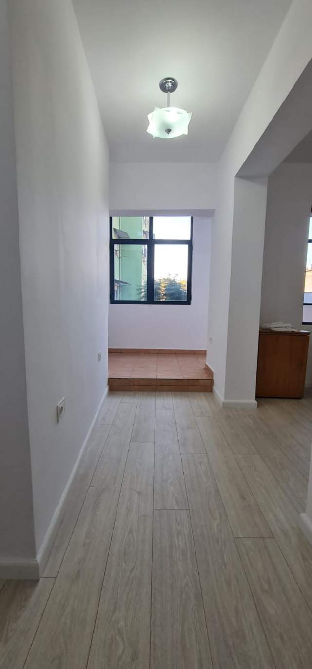 Tirane, shitet apartament 1+1 Kati 4, 61 m² 112.000 Euro