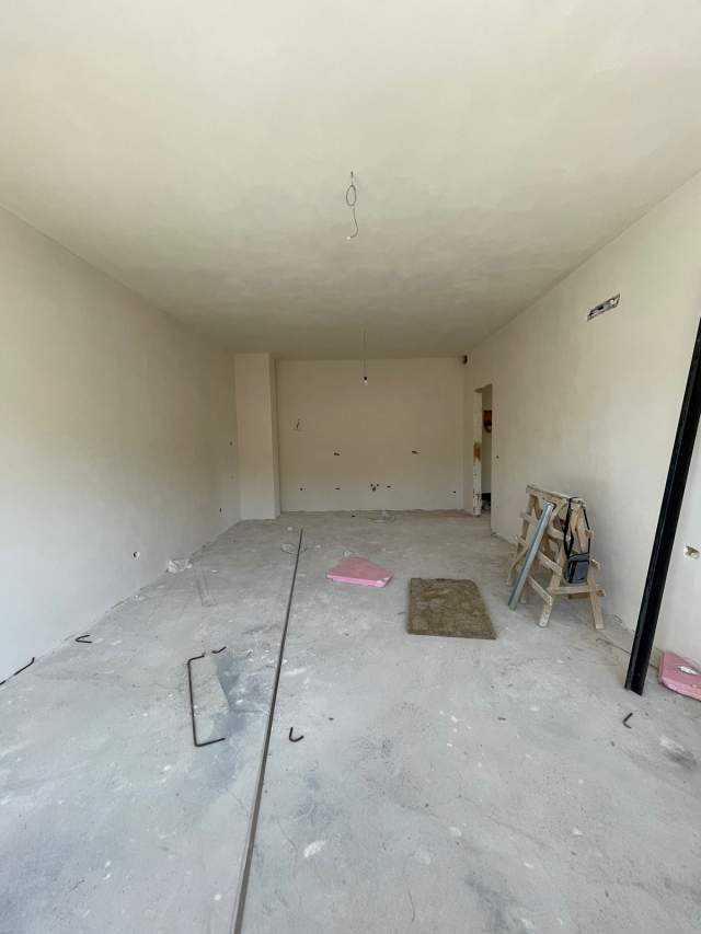 Tirane, shitet apartament 2+1 Kati 2, 132 m² 170.000 Euro (Spitali Amerikan 3)