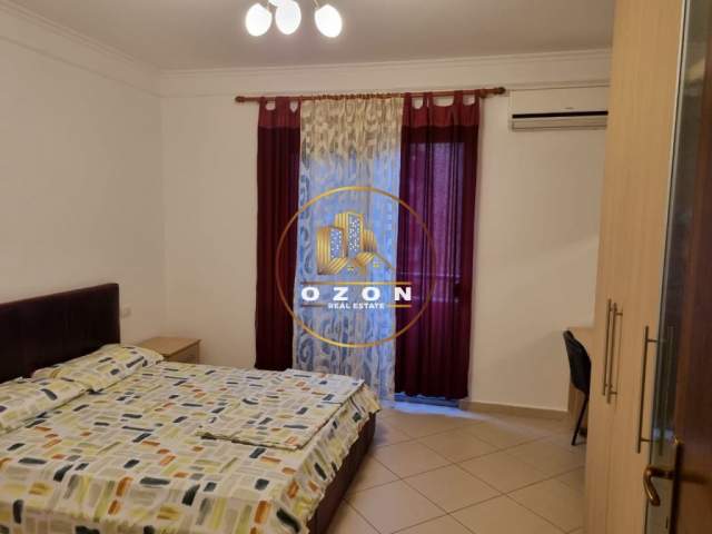 Tirane, jepet me qera apartament 1+1+A+BLK Kati 3, 70 m² 550 Euro (MYSLYM SHYRI)
