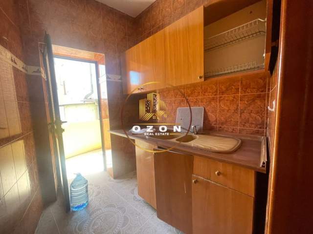 Tirane, jepet me qera shtepi 1+1+A+BLK Kati 1, 320 m² 25.000 Leke (RRUGA E KAVAJES)