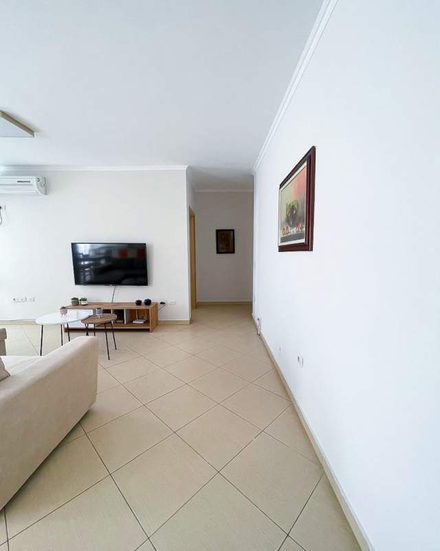 Tirane, jepet me qera apartament 1+1+BLK Kati 6, 75 m² 600 Euro (Rruga e Kavajes)