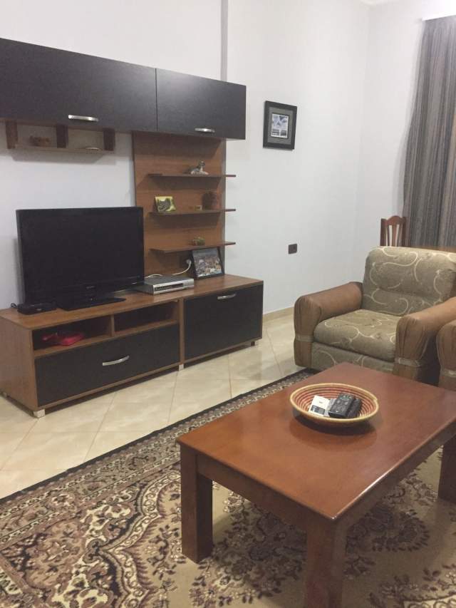 Tirane, jepet me qera apartament 3+1+BLK Kati 3, 100 m² 600 Euro (sotir kolea)