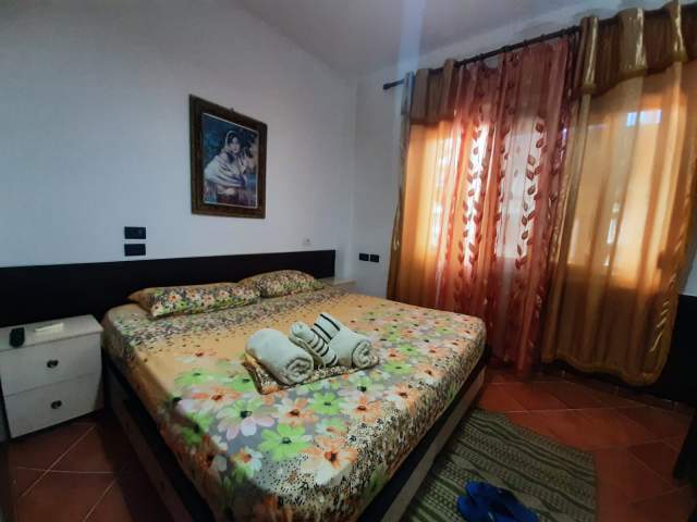 Tirane, jepet me qera apartament 1+1 Kati 1, 41 m² 340 Euro (gjon mili)