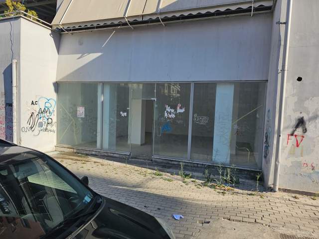 Tirane, shitet ambjent biznesi Kati 0, 76 m² 140.000 Euro (Unaze e re)