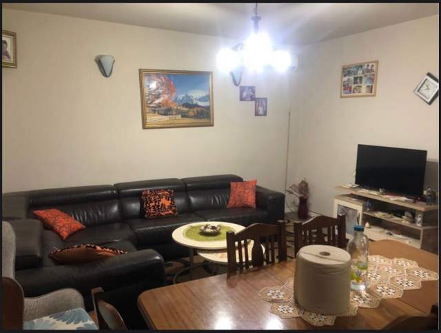Tirane, shitet shtepi 2 Katshe 207 m² 180.000 Euro