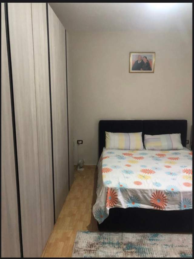 Tirane, shitet shtepi 2 Katshe 207 m² 180.000 Euro