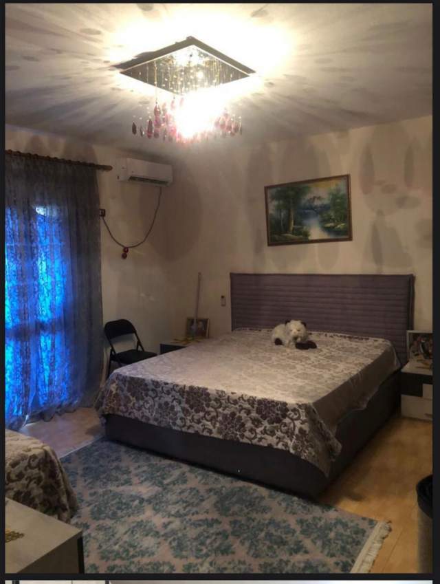 Tirane, shitet shtepi 2 Katshe 207 m² 180.000 Euro