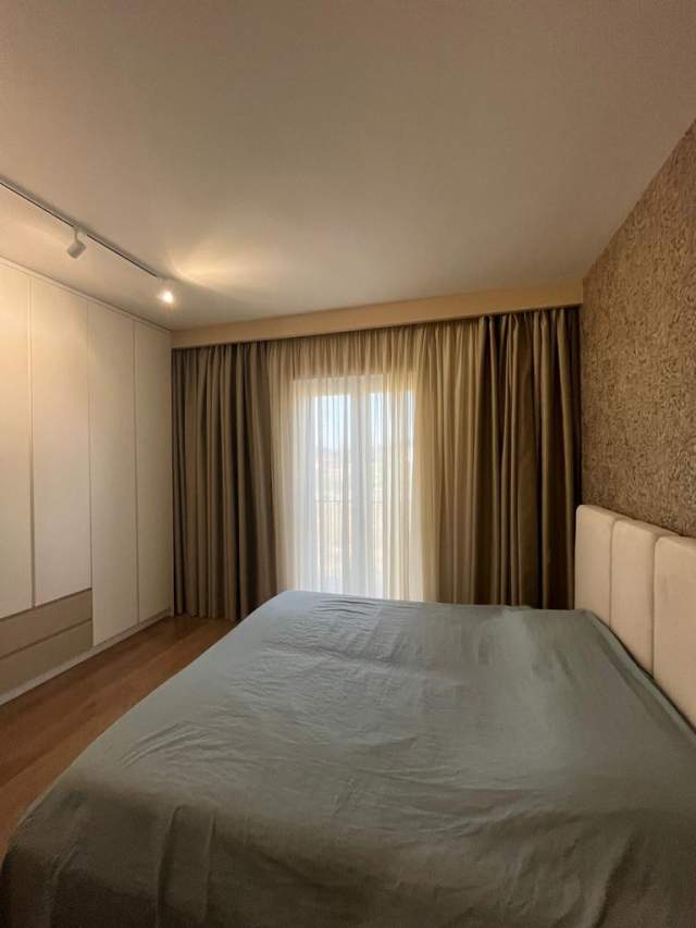 Tirane, jepet me qera apartament 2+1+BLK Kati 6, 110 m² 1.200 Euro (liqeni i thate)