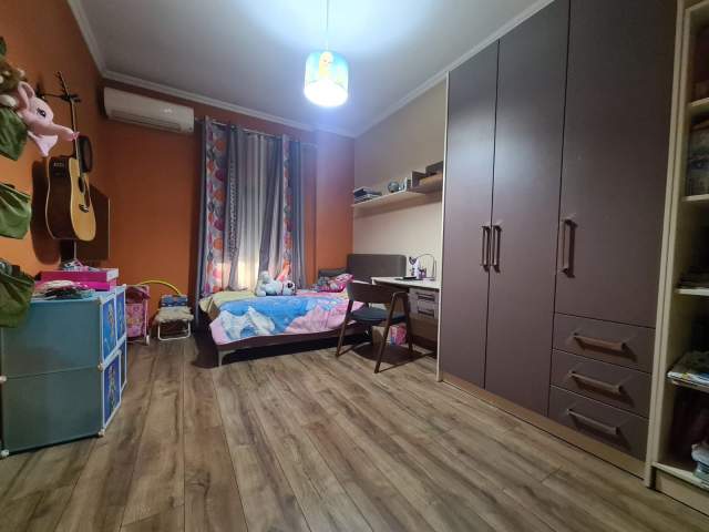 Tirane, shitet Vile 3 Katshe Kati 3, 466 m² 610.000 Euro (RRUGA E KAVAJES)