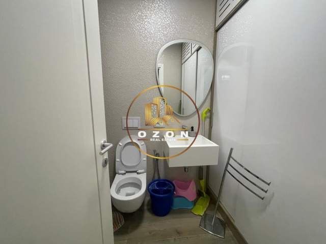 Tirane, jepet me qera apartament 2+1 Kati 3, 106 m² 650 Euro (RRUGA E KAVAJES)