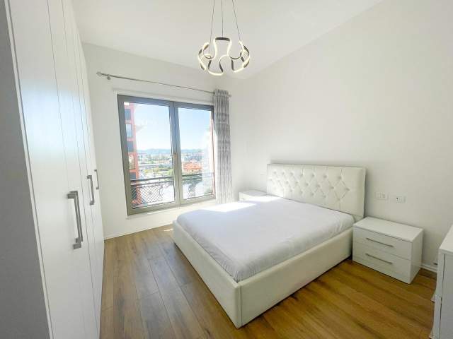 Tirane, jepet me qera apartament 2+1+A+BLK Kati 5, 900 Euro (Kompleksi Delijorgji)