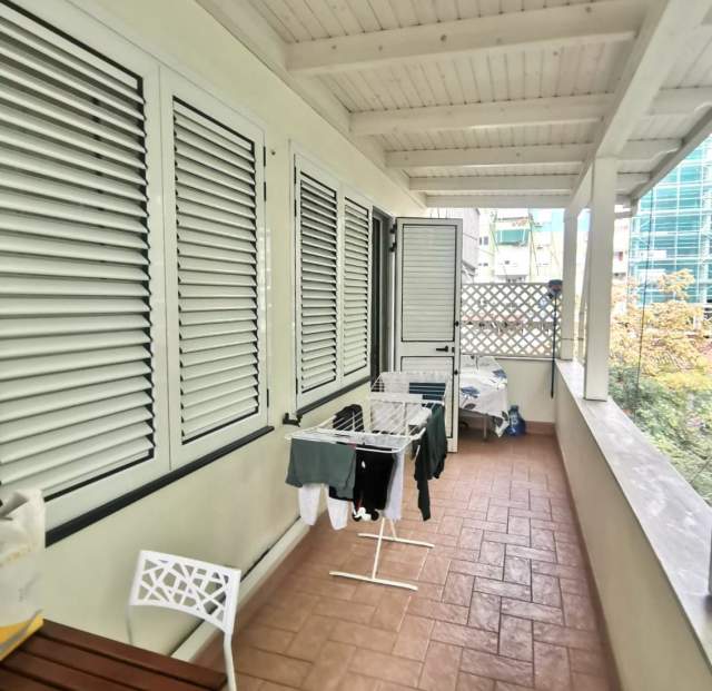 Tirane, shes apartament duplex 2+1+A+BLK Kati 3, 146 m² 365000 Euro (Rr. Pjeter Bogdani - BLLOK)