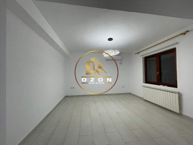 Tirane, jepet me qera Vile 2+1 Kati 1, 260 m² 2.200 Euro (SELITE)
