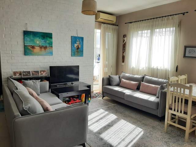Tirane, jepet me qera apartament 1+1 350 Euro (Sotir Caci)