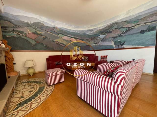 Tirane, shitet Vile 3 Katshe Kati 3, 771 m² 3.100.000 Euro (SURREL)