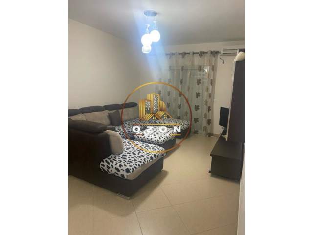 Tirane, jepet me qera apartament 2+1 Kati 2, 92 m² 650 Euro (YZBERISHT)
