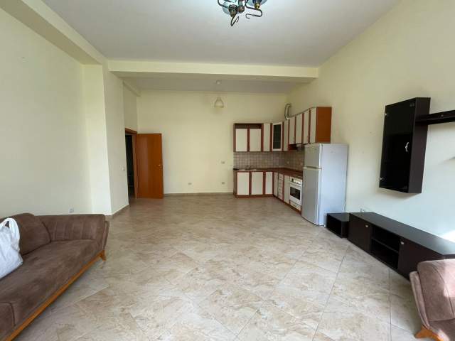 Tirane, jepet me qera apartament 2+1+BLK Kati 2, 75 m² 500 Euro