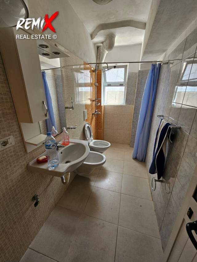 Durres, shitet apartament 2+1 Kati 3, 69 m² 69.000 Euro (PRANE RAJONIT TË POLICISË)