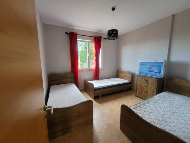 Tirane, jepet me qera 2+1+BLK 400 Euro