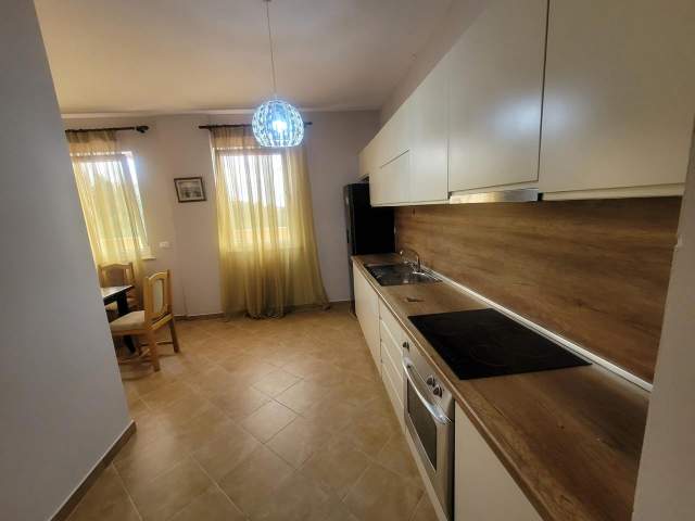 Tirane, jepet me qera 2+1+BLK 400 Euro