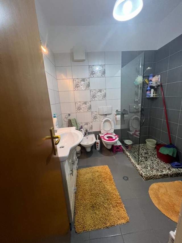 Tirane, shitet 2+1+A+BLK Kati 8, 105 m² 238.000 Euro