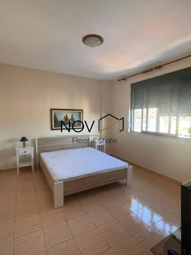 Tirane, jepet me qera apartament 2+1+BLK Kati 7, 106 m² 750 Euro (Bulevardi Zogu I)