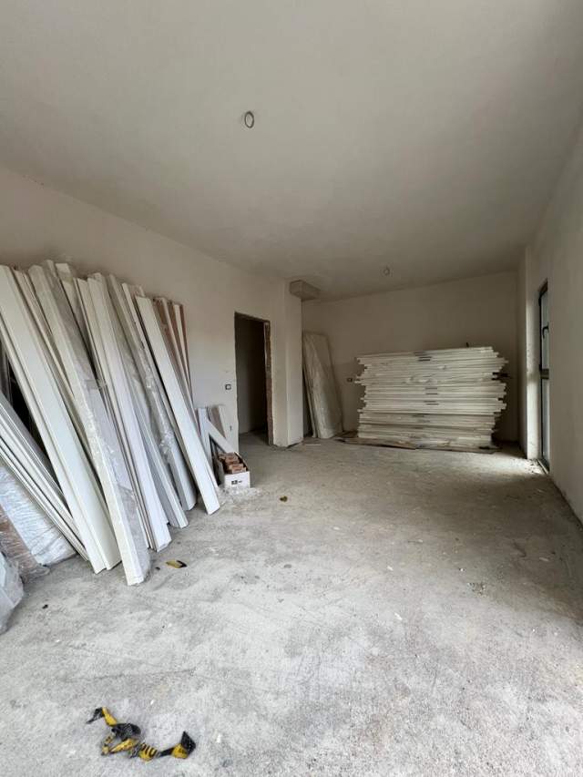 Tirane, shitet apartament 2+1+A+BLK Kati 2, 124 m² 198.000 Euro (Rruga Elbasanit)