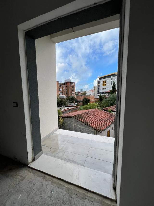 Tirane, shitet apartament 2+1+A+BLK Kati 2, 124 m² 198.000 Euro (Rruga Elbasanit)
