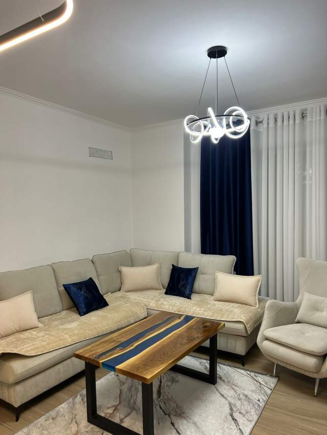 Tirane, jepet me qera apartament 1+1+BLK Kati 5, 65 m² 430 Euro (Rruga Sokrat Miho)