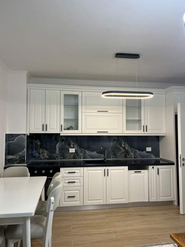Tirane, jepet me qera apartament 1+1+BLK Kati 5, 65 m² 430 Euro (Rruga Sokrat Miho)