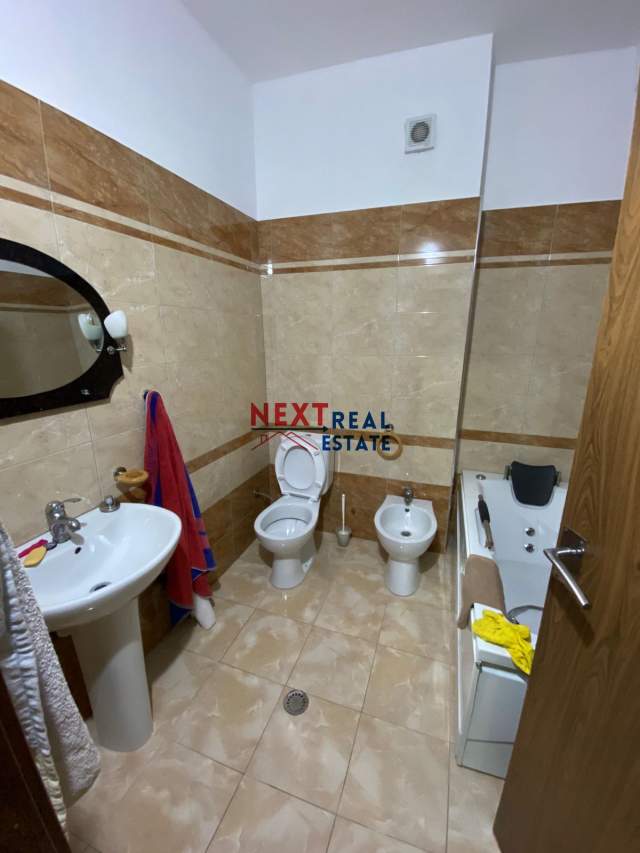 Lungomare, jepet me qera apartament 2+1+A+BLK Kati 6, 400 Euro (Tek ish kombinati)