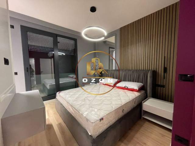 Tirane, jepet me qera apartament 2+1 Kati 2, 118 m² 1.500 Euro (Rezidenca Sofi, Lundër)