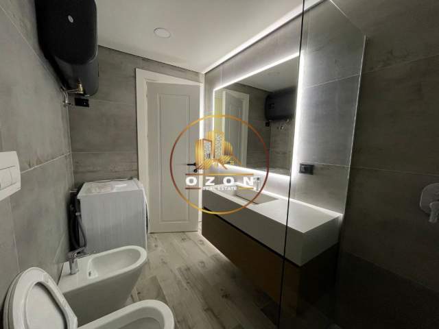 Tirane, jepet me qera apartament 2+1 Kati 2, 118 m² 1.500 Euro (Rezidenca Sofi, Lundër)