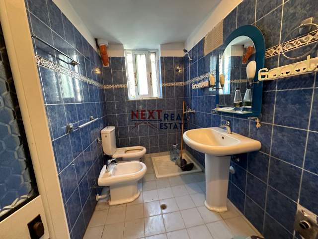 Vlore, jepet me qera apartament 3+1+BLK Kati 3, 97 m² 30.000 Leke