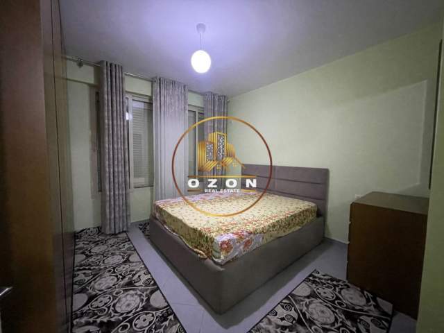 Tirane, jepet me qera apartament 2+1 Kati 4, 104 m² 400 Euro (FRESK)