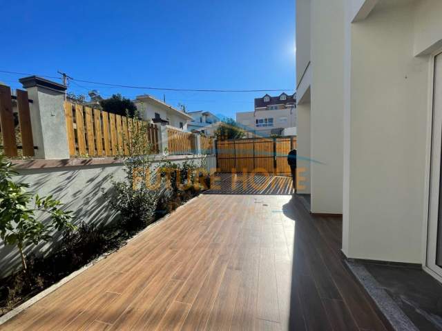 Tirane, shitet apartament 2 Katshe 150 m² 230.000 Euro (FRESK)